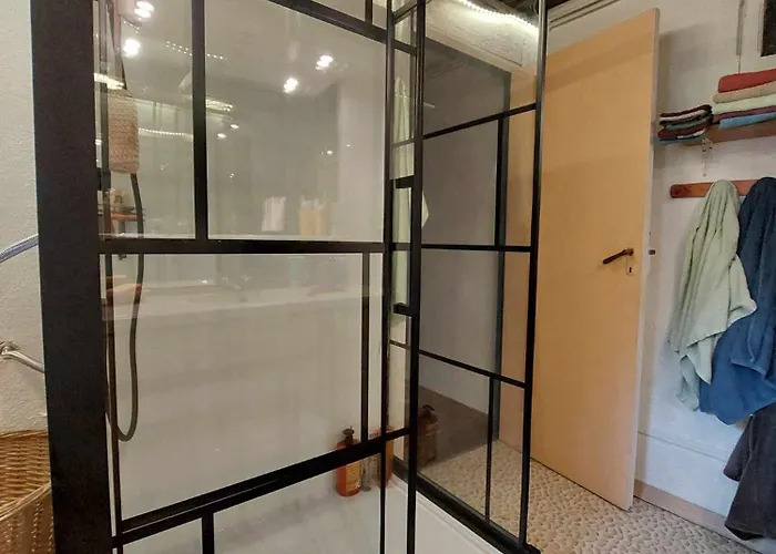 홈스테이 La Maison Du Bonheur Chez Yann Humblet Moulis